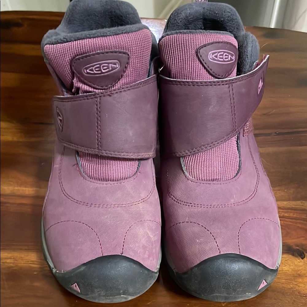 Keen Plum Insulated Boots